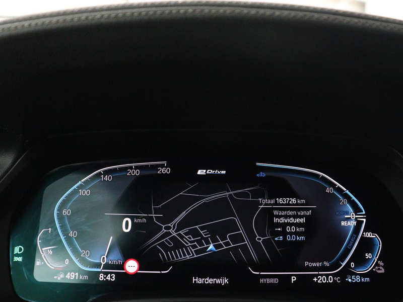 BMW X5 xDrive45e Executive M-sport | SOH 90.1% | Luchtver — photo 40