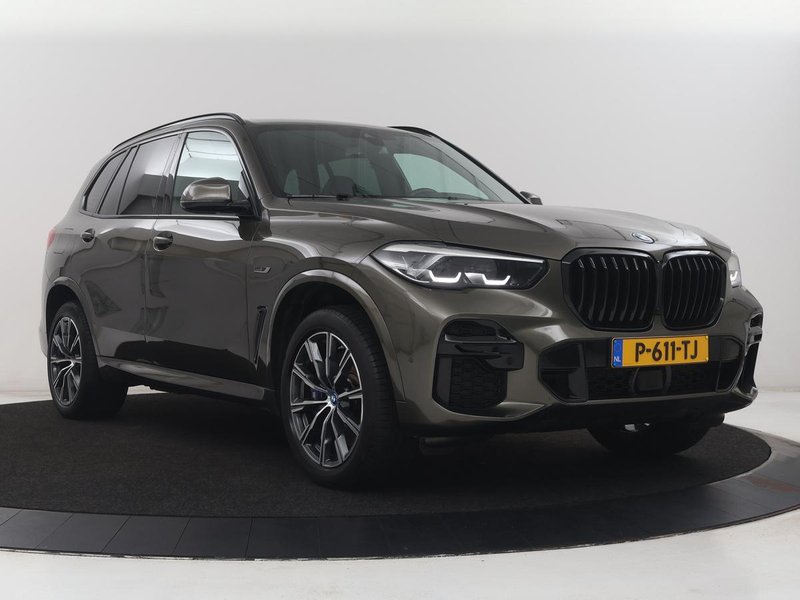 BMW X5 xDrive45e Executive M-sport | SOH 90.1% | Luchtver — photo 45