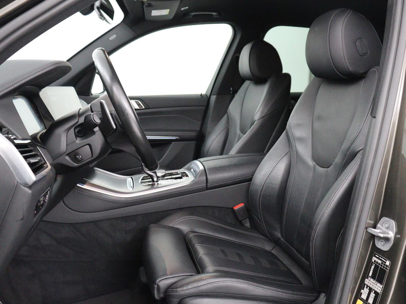 BMW X5 xDrive45e Executive M-sport | SOH 90.1% | Luchtver — photo 5