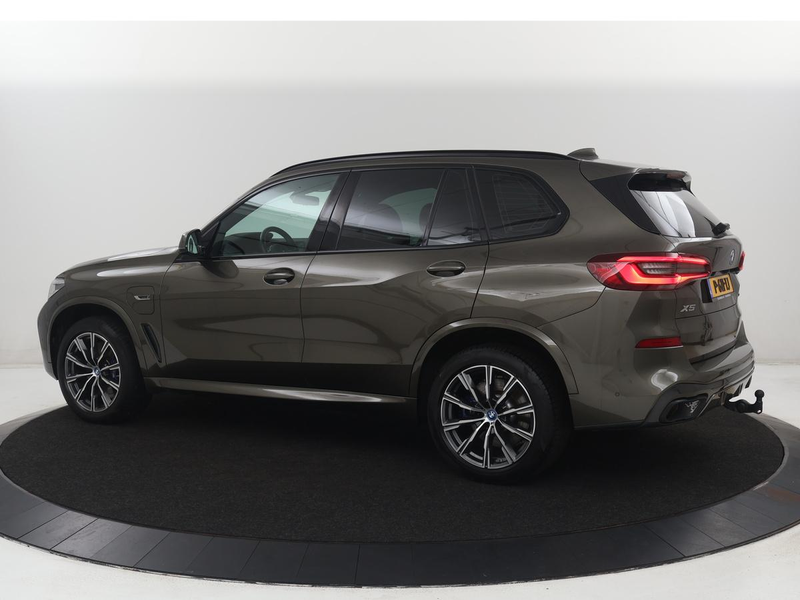 BMW X5 xDrive45e Executive M-sport | SOH 90.1% | Luchtver — photo 2