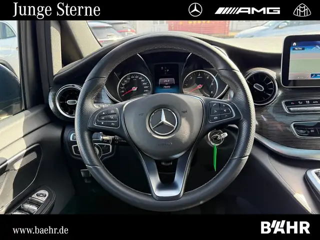 Mercedes-Benz V-Class view 13