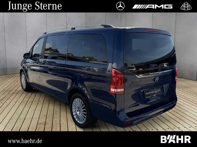 Mercedes-Benz V-Class view 3