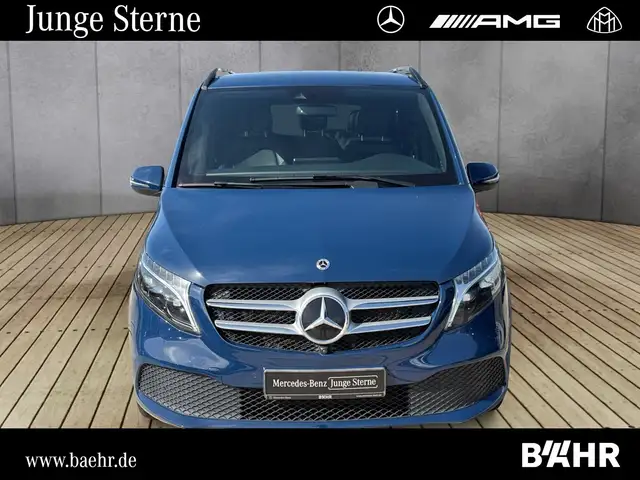 Mercedes-Benz V-Class view 7