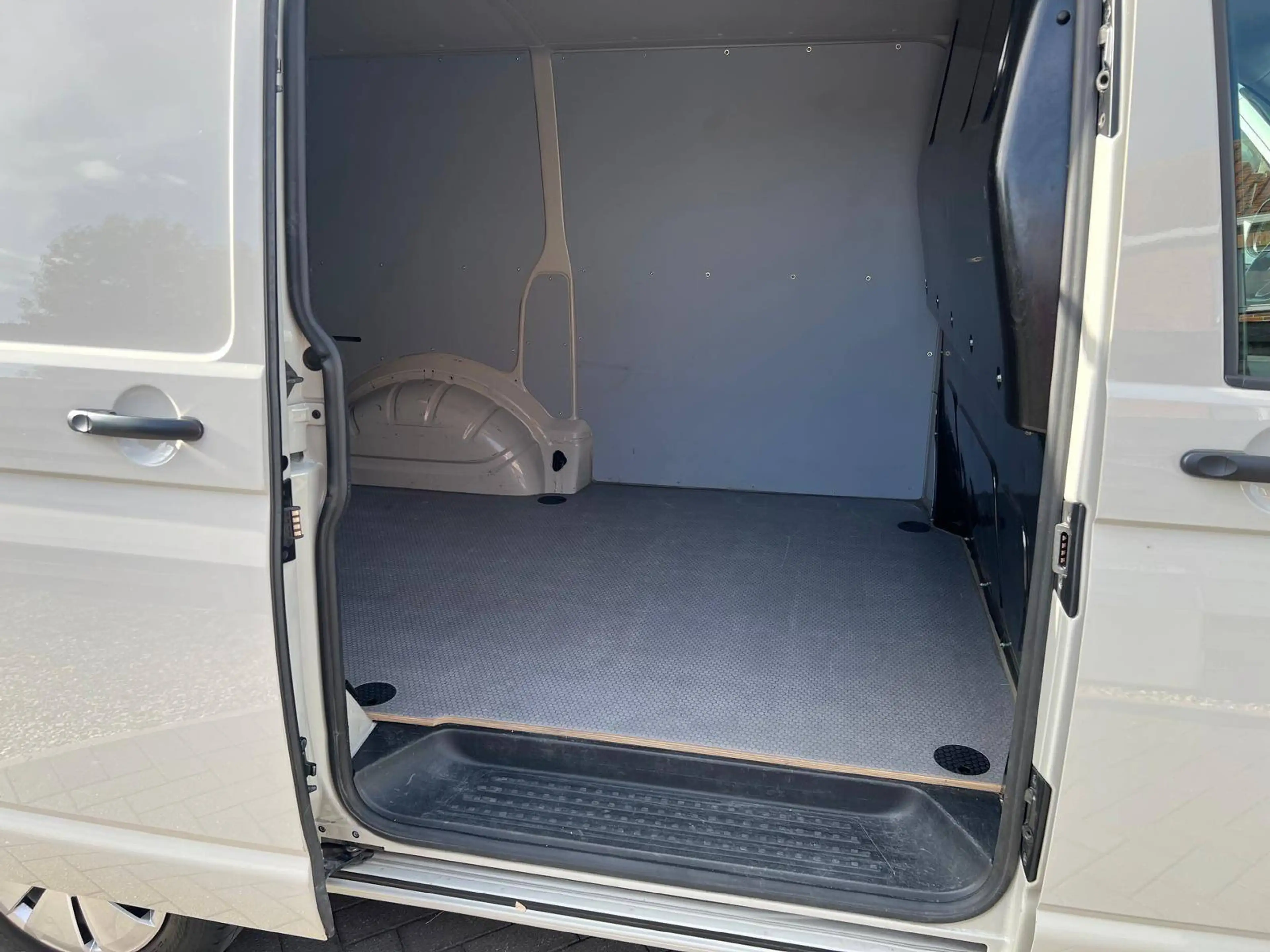 Volkswagen Transporter 2.0 TDi lichte vracht automaat — photo 7