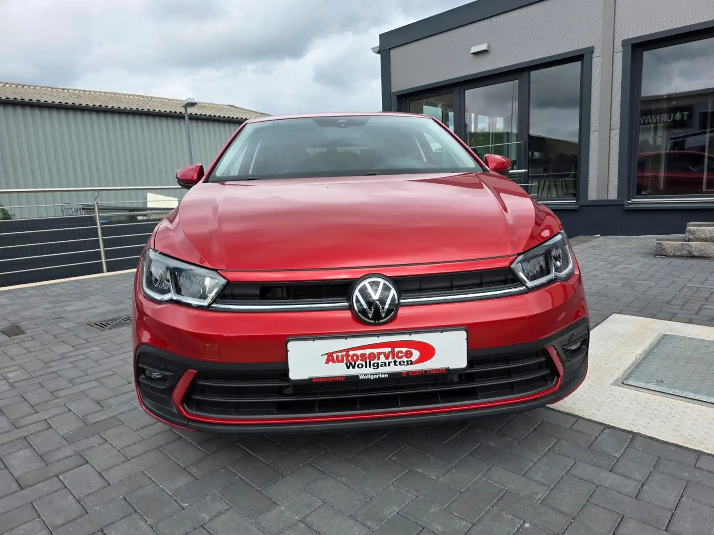 Volkswagen Polo 1.0 TSI Life AppConnect LED RFK SHZ 15" Rot - 2