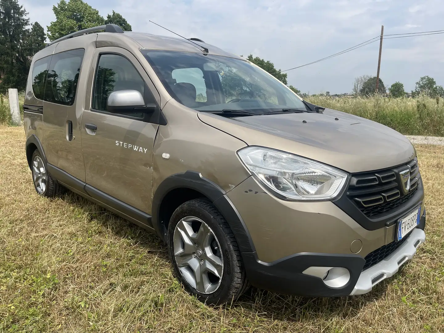 Dacia Dokker Stepway 1.5 blue dci s&s 95cv my19 AUTOCARRO N1 - 2