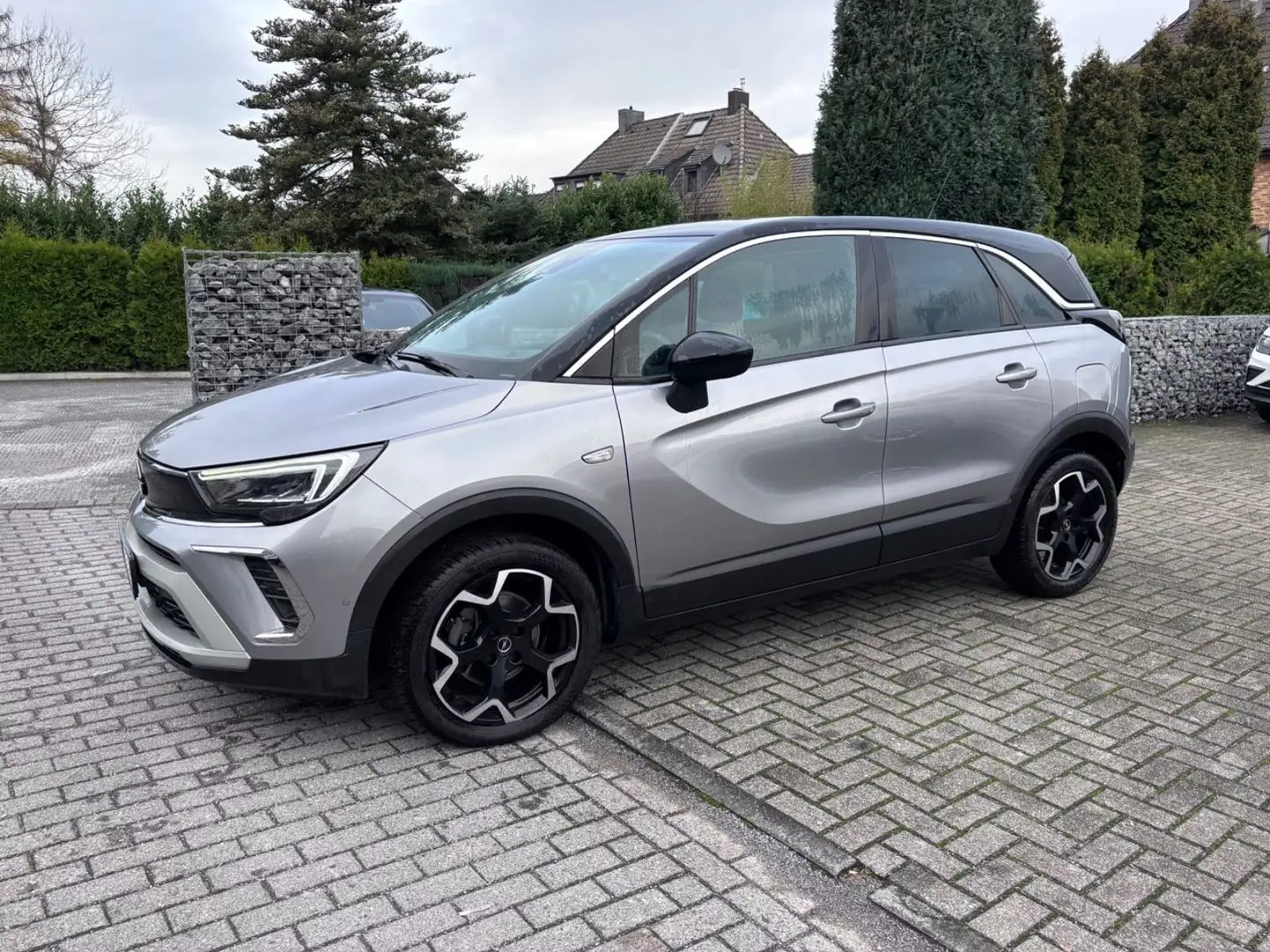 Opel Crossland X Elegance Navi LED DAB Grau - 1