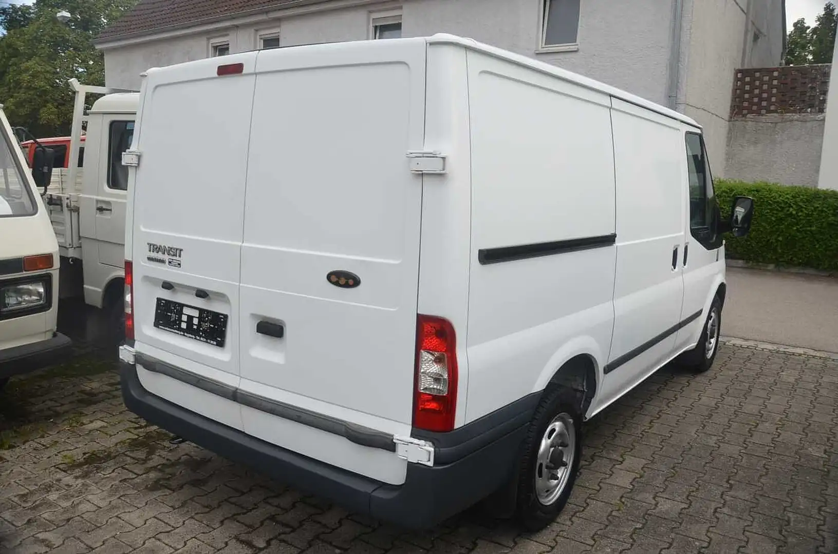 Ford Transit Transit Kasten 2,2TDCi, 3 Sitze Weiß - 2