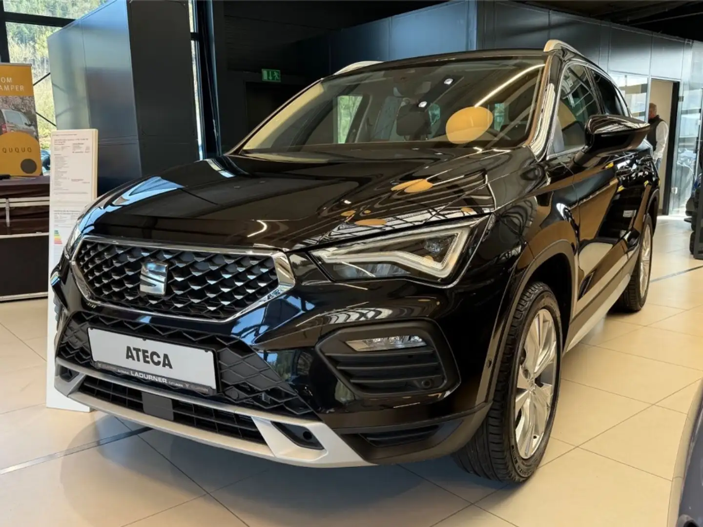 SEAT Ateca Xperience 1.5 TSI DSG LED AHK Sound Navi Schwarz - 2