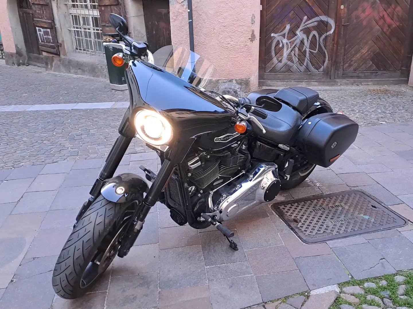 Harley-Davidson Sport Glide 107 Чорний - 2