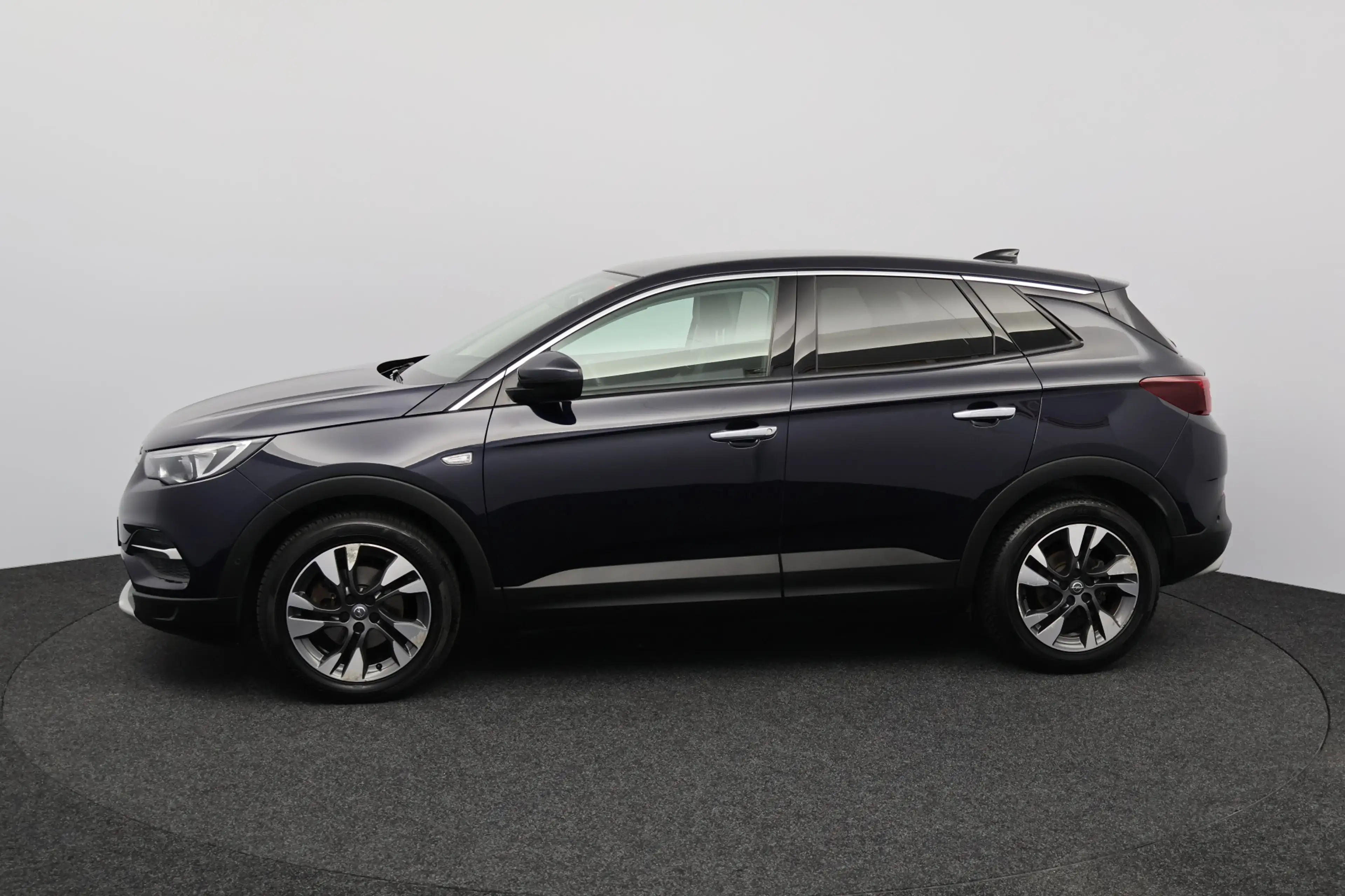 Opel Grandland X 1.2 Turbo Business Executive/ D-Riem verv: 55.000 — photo 4