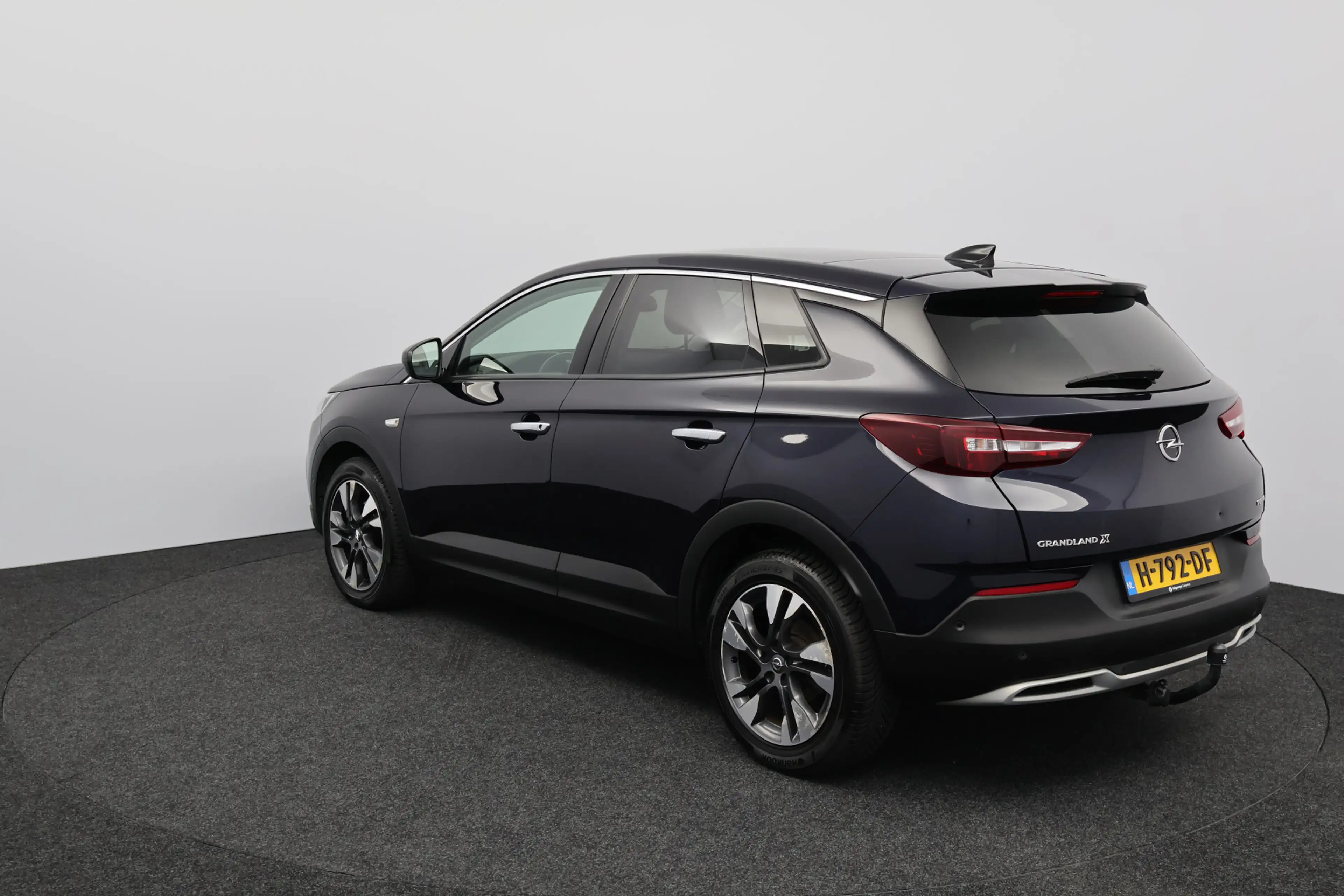 Opel Grandland X 1.2 Turbo Business Executive/ D-Riem verv: 55.000 — photo 2