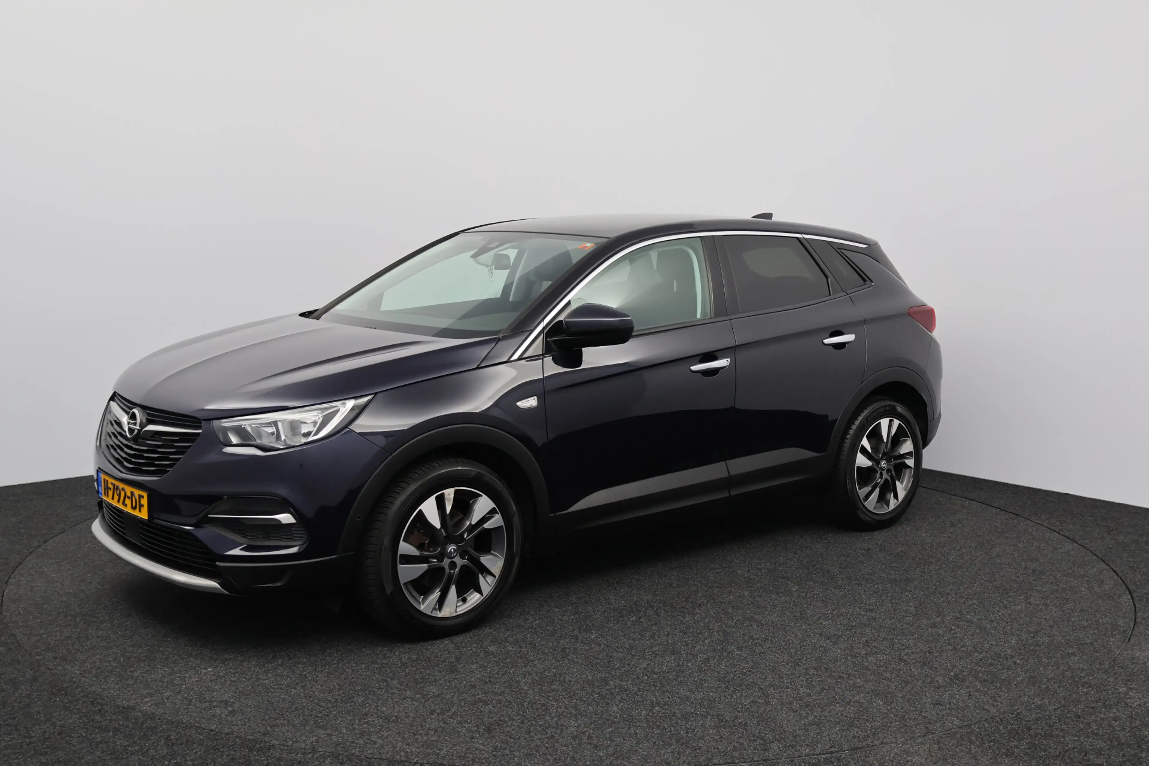 Opel Grandland X 1.2 Turbo Business Executive/ D-Riem verv: 55.000 — photo 6