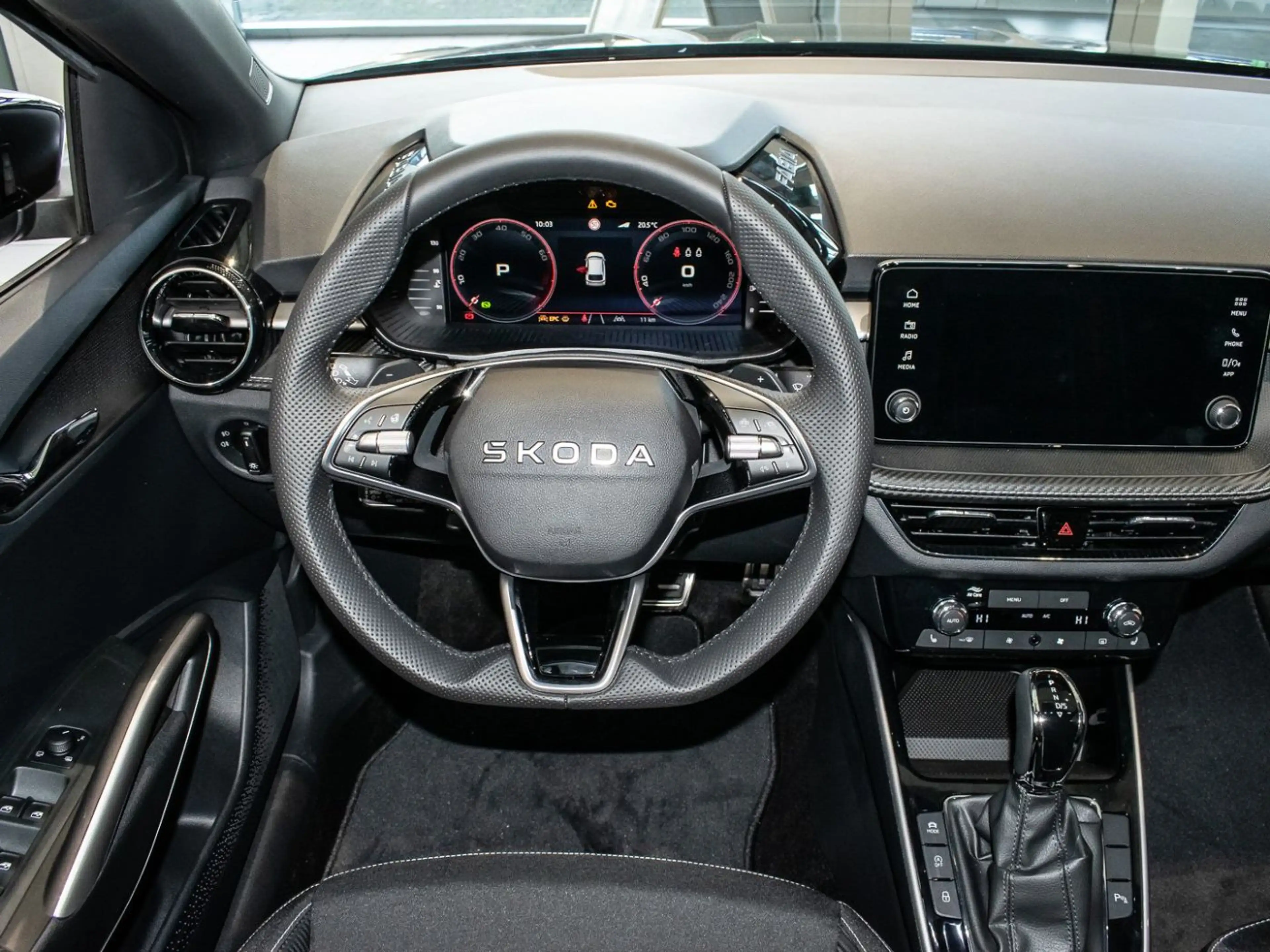 Skoda Fabia 1.5 TSI DSG 130Edition NAVI ACC KAM KEYLESS — photo 11