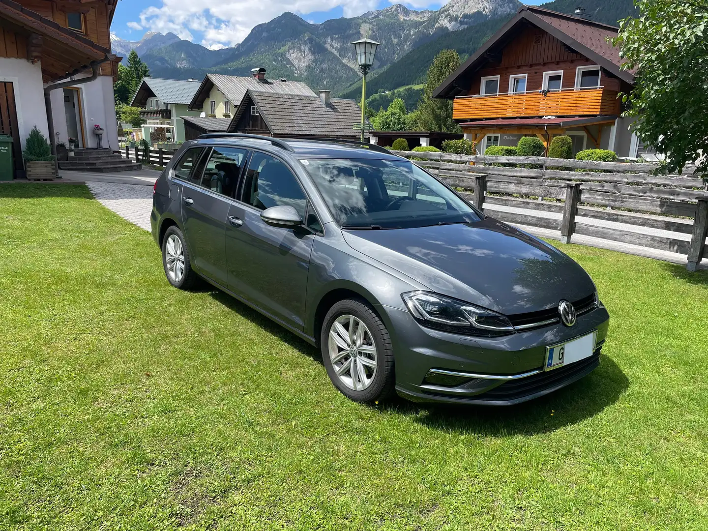Volkswagen Golf Variant Golf Variant Comfortline 1,6 TDI DSG Comfortline Grau - 1