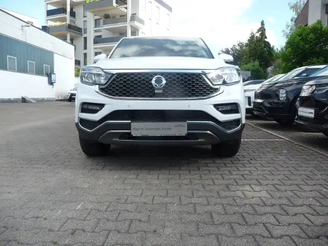 SsangYong Rexton 2.2 DIESEL SAPPHIRE AT