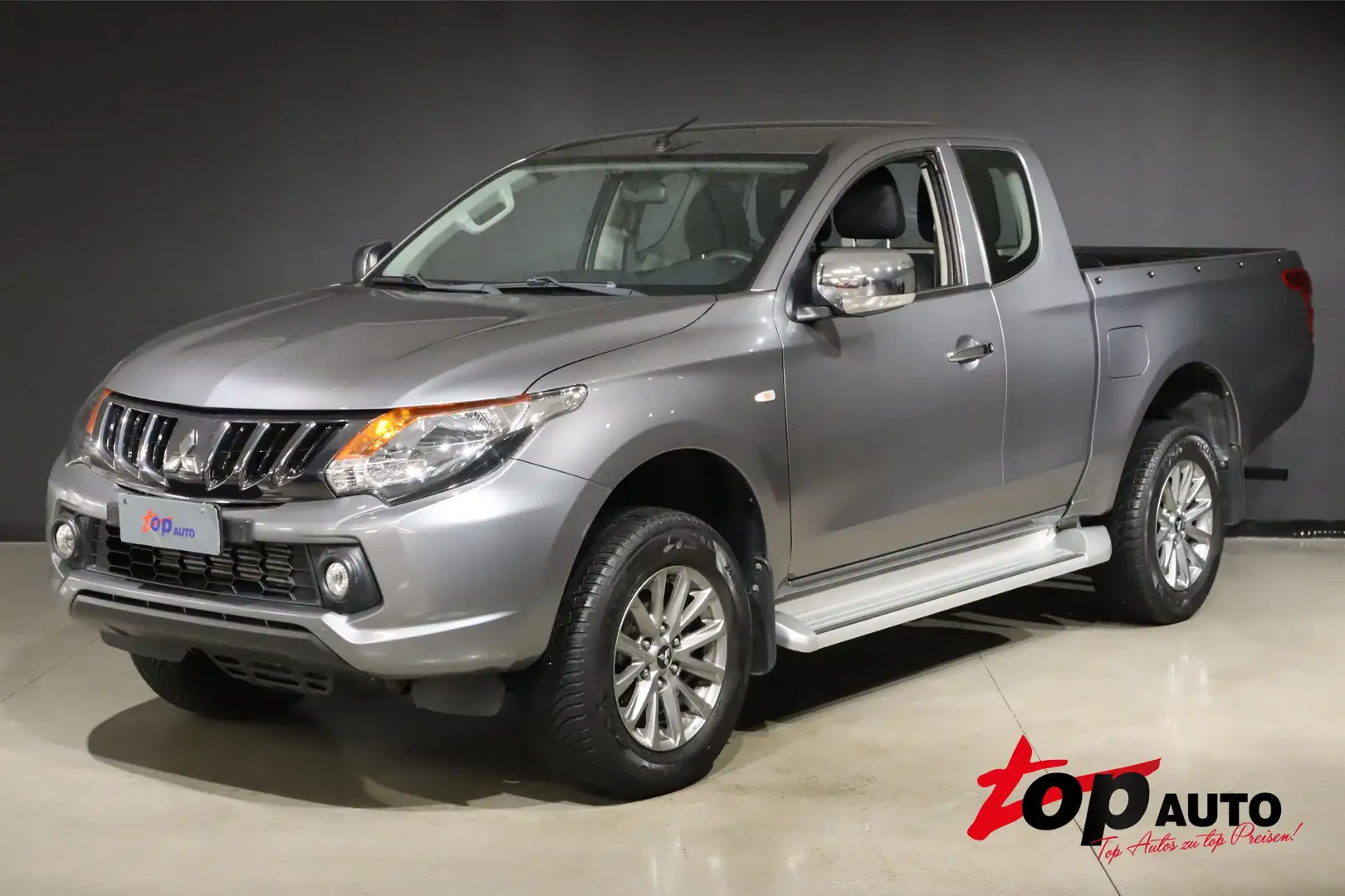 Mitsubishi L200 2.4 DiD CLUB CAB 4X4 GANCIO 24.850+IVA Grigio - 1
