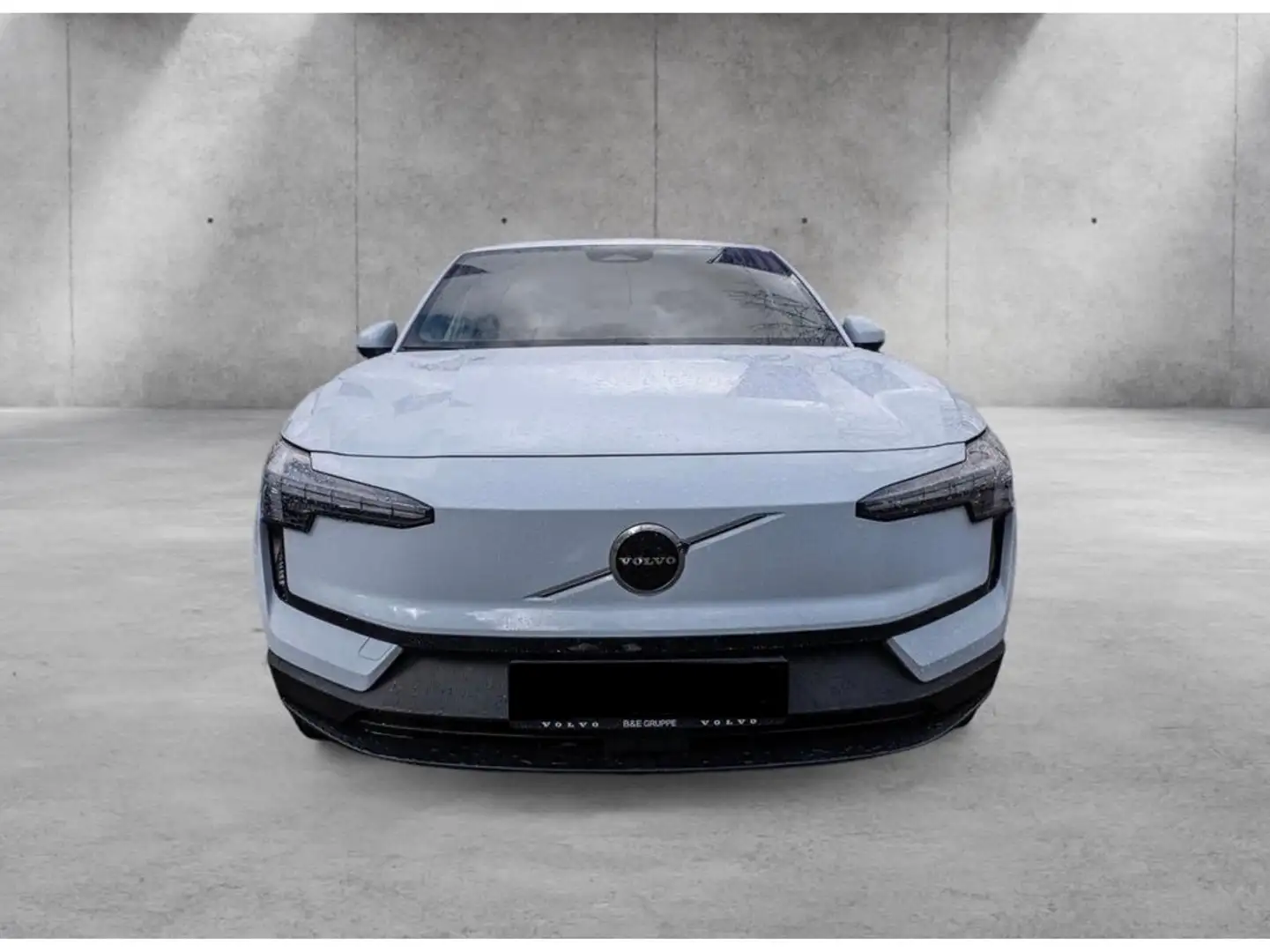 Volvo EX30 Single Motor Extended Range Core - 2