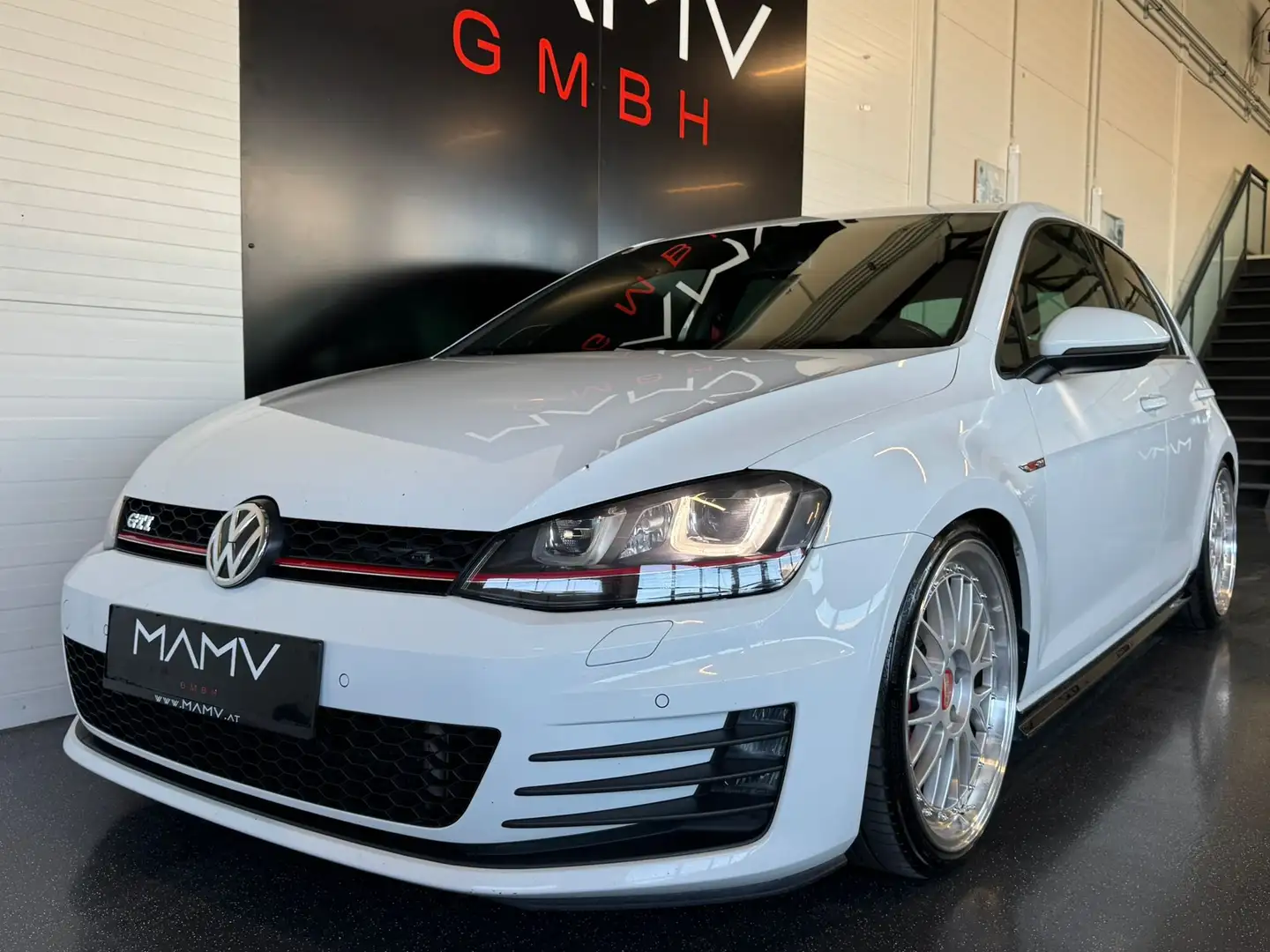 Volkswagen Golf GTI GTI Performance BMT 19", tief, Tausch mgl. Weiß - 1