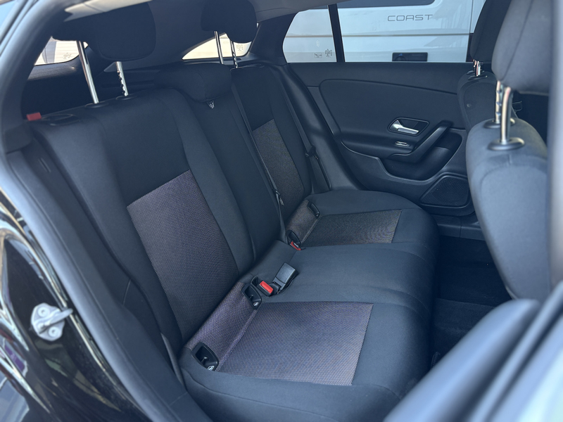 Mercedes-Benz CLA 180 BUSINESS-PAKET/NAVI/DAB — photo 14