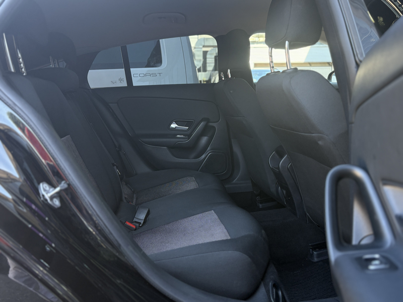Mercedes-Benz CLA 180 BUSINESS-PAKET/NAVI/DAB — photo 13