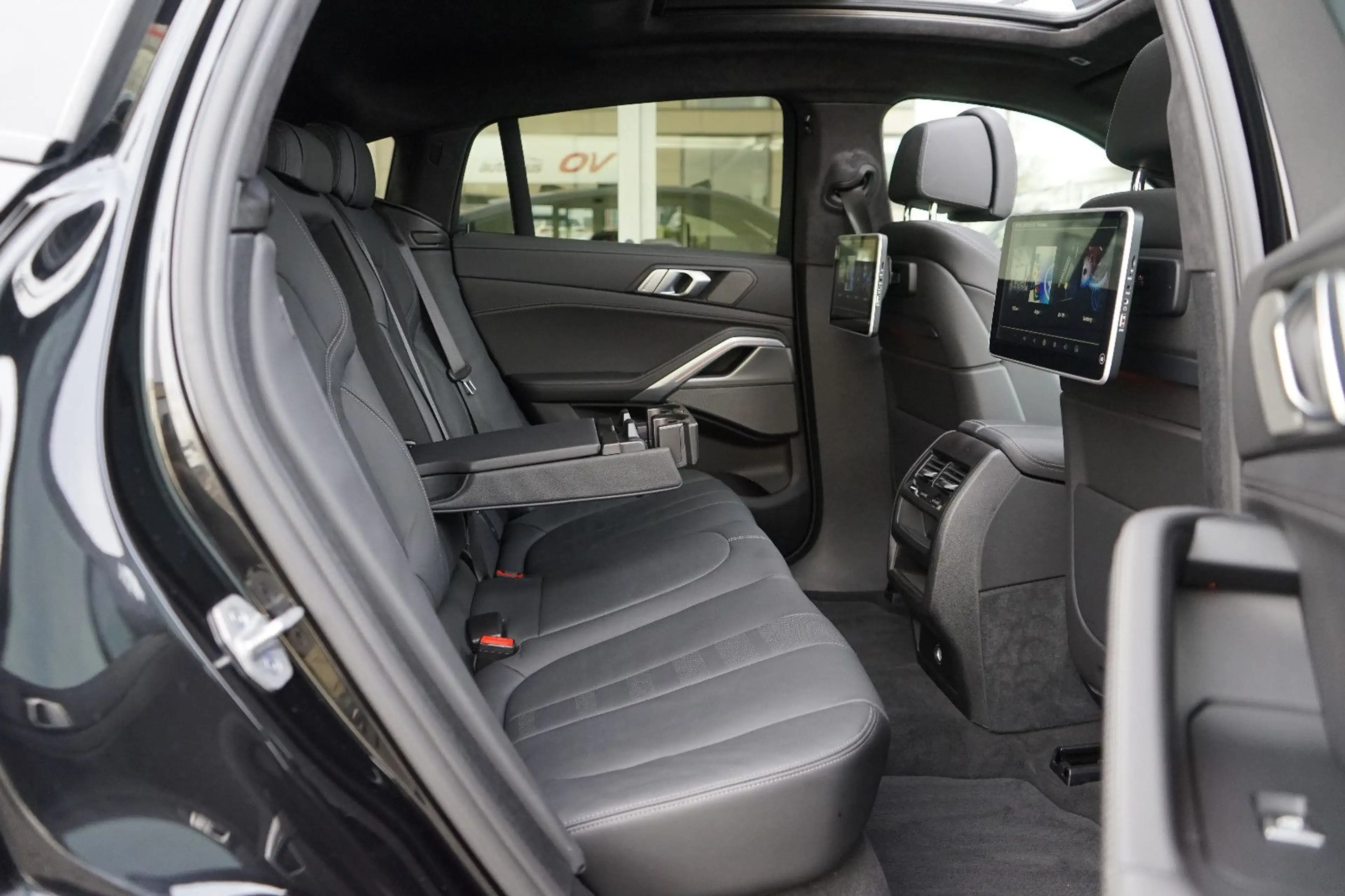 BMW X6 40xd M Sport*3xTV*Carbon*Massage*ACC*PanoSKY* — photo 9