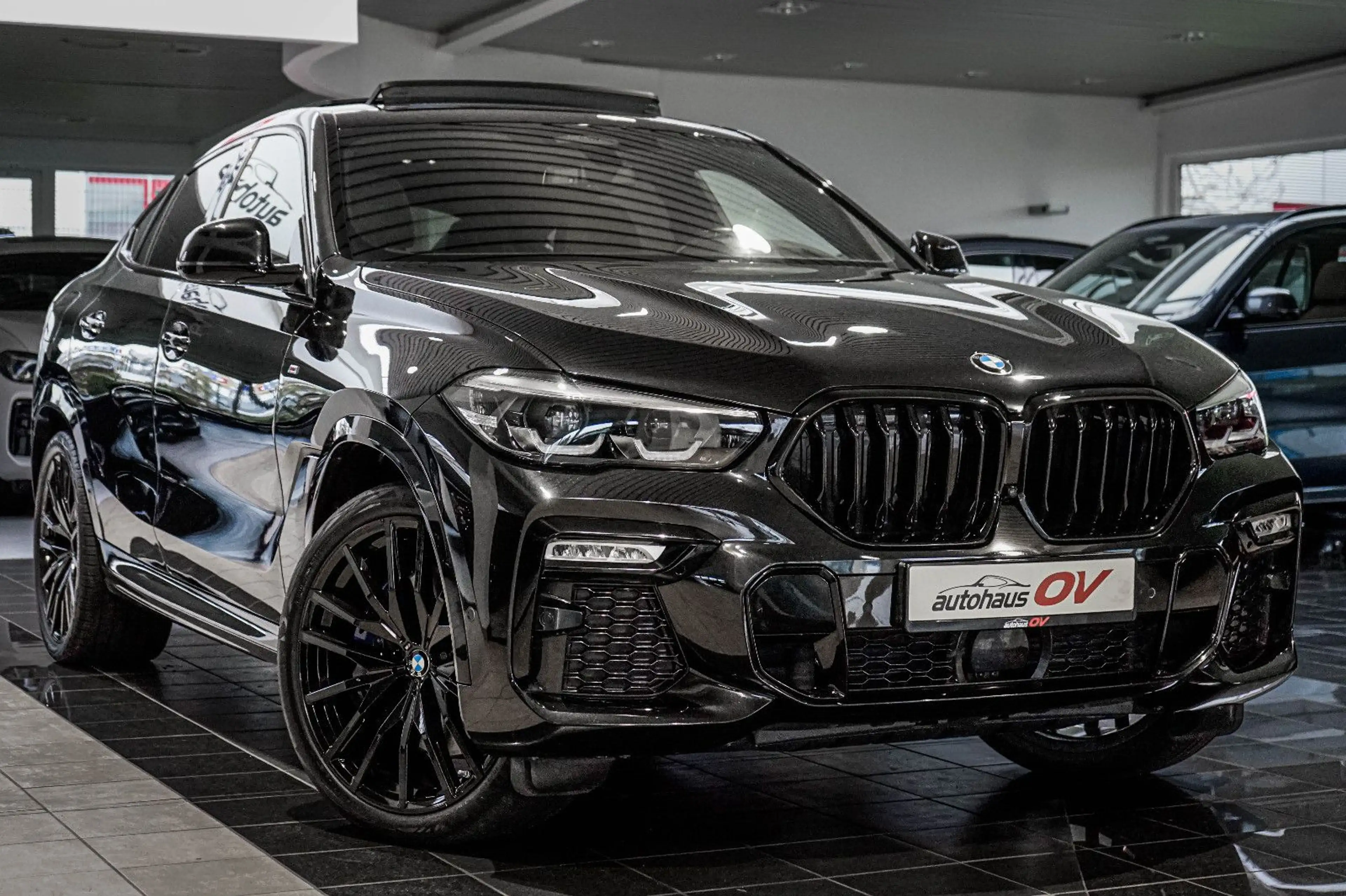 BMW X6 40xd M Sport*3xTV*Carbon*Massage*ACC*PanoSKY* — photo 2