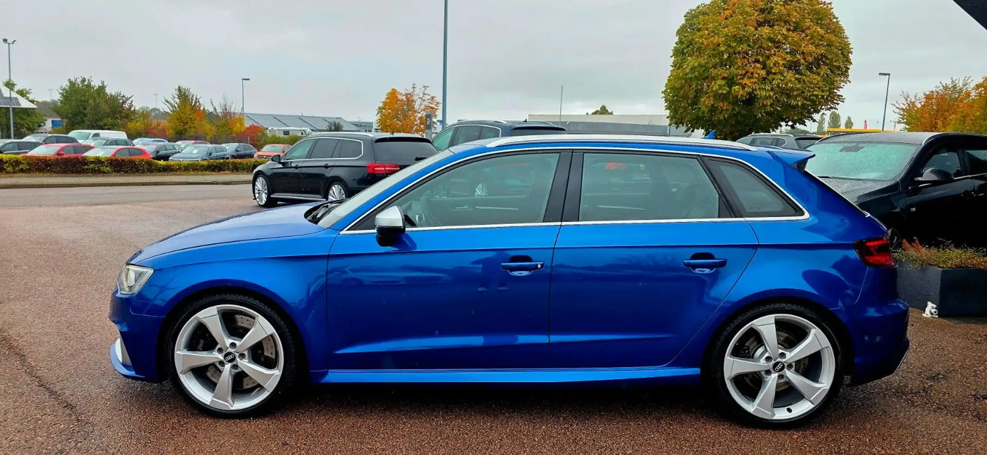Audi RS3 RS 3 Sportback 2.5 TFSI quattro+LED+Rotor+B&O Blau - 2