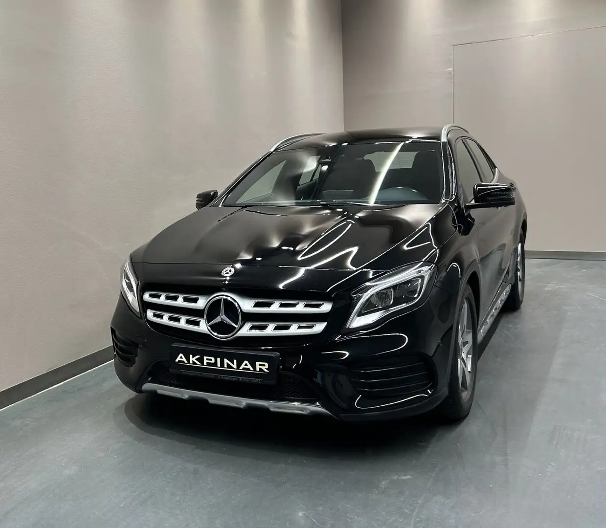 Mercedes-Benz GLA 180 GLA180 7G *AMG LINE*360°+NAVI*LED*DAB* Negro - 2