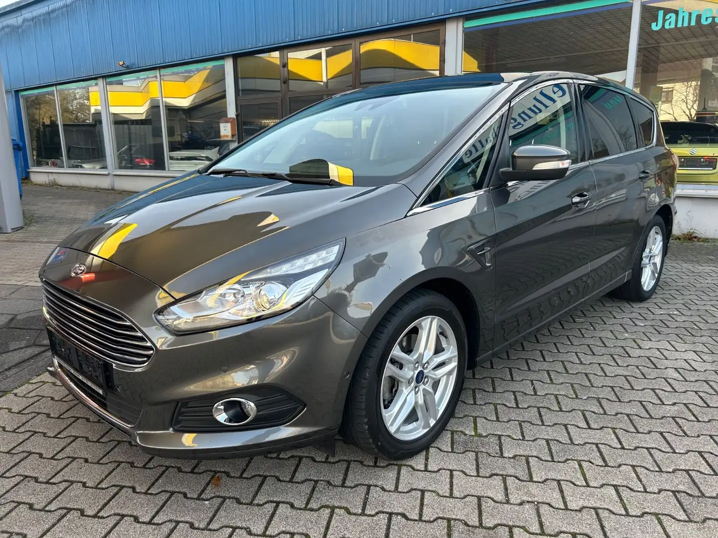 Ford S-Max S-MAX Titanium Pano Navi kamera Garantie Gris - 2