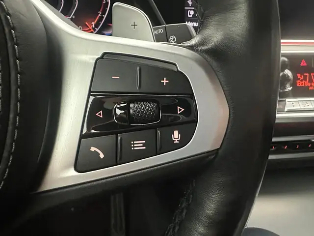BMW X5 view 13