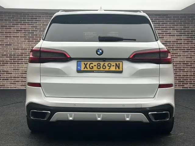 BMW X5 view 7