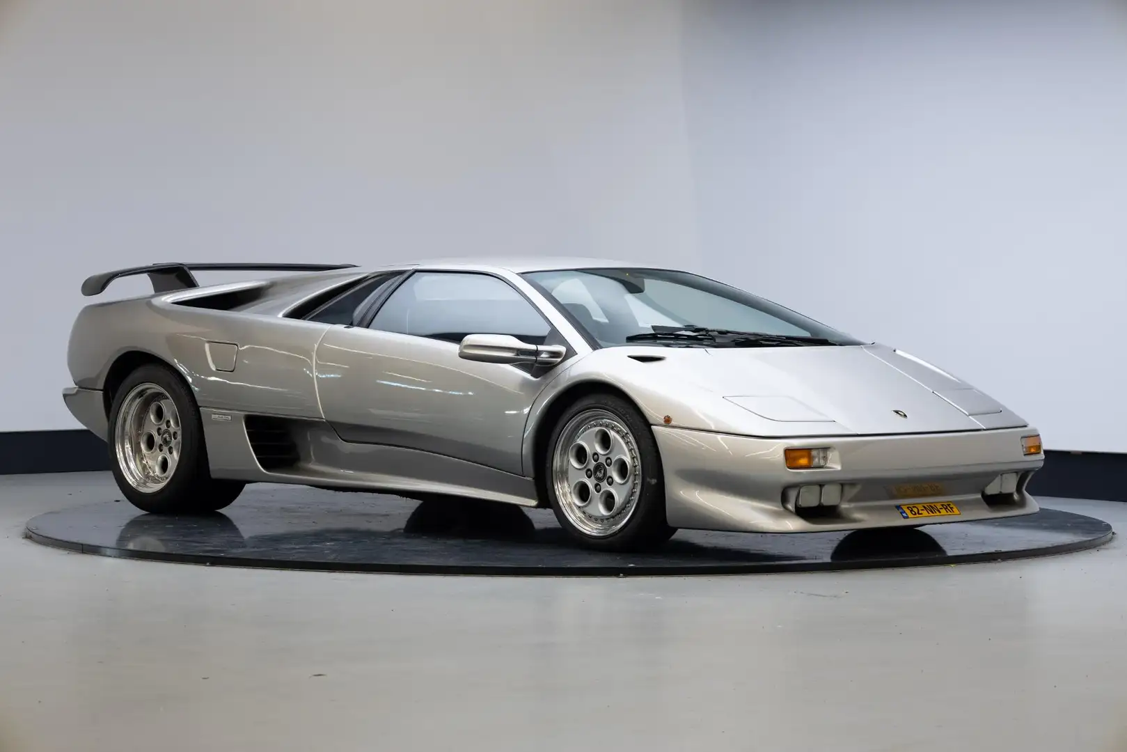 Lamborghini Diablo 5.7 V12 Grau - 1