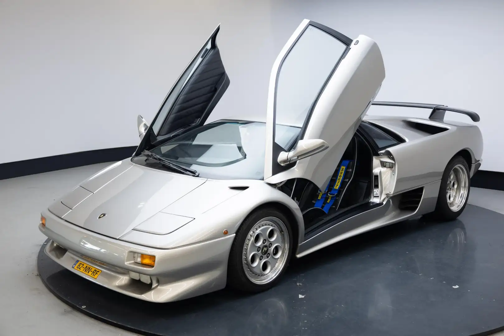 Lamborghini Diablo 5.7 V12 Grau - 2