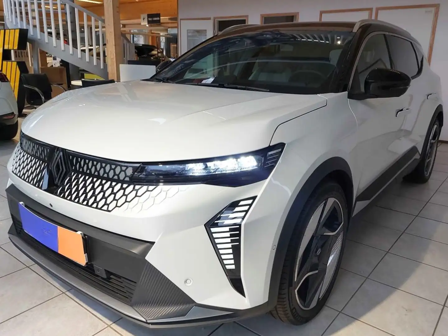 Renault Scenic 220 grande autonomie *ACC*LED*CarPlay*SHZG*PDC*CAM Wit - 2