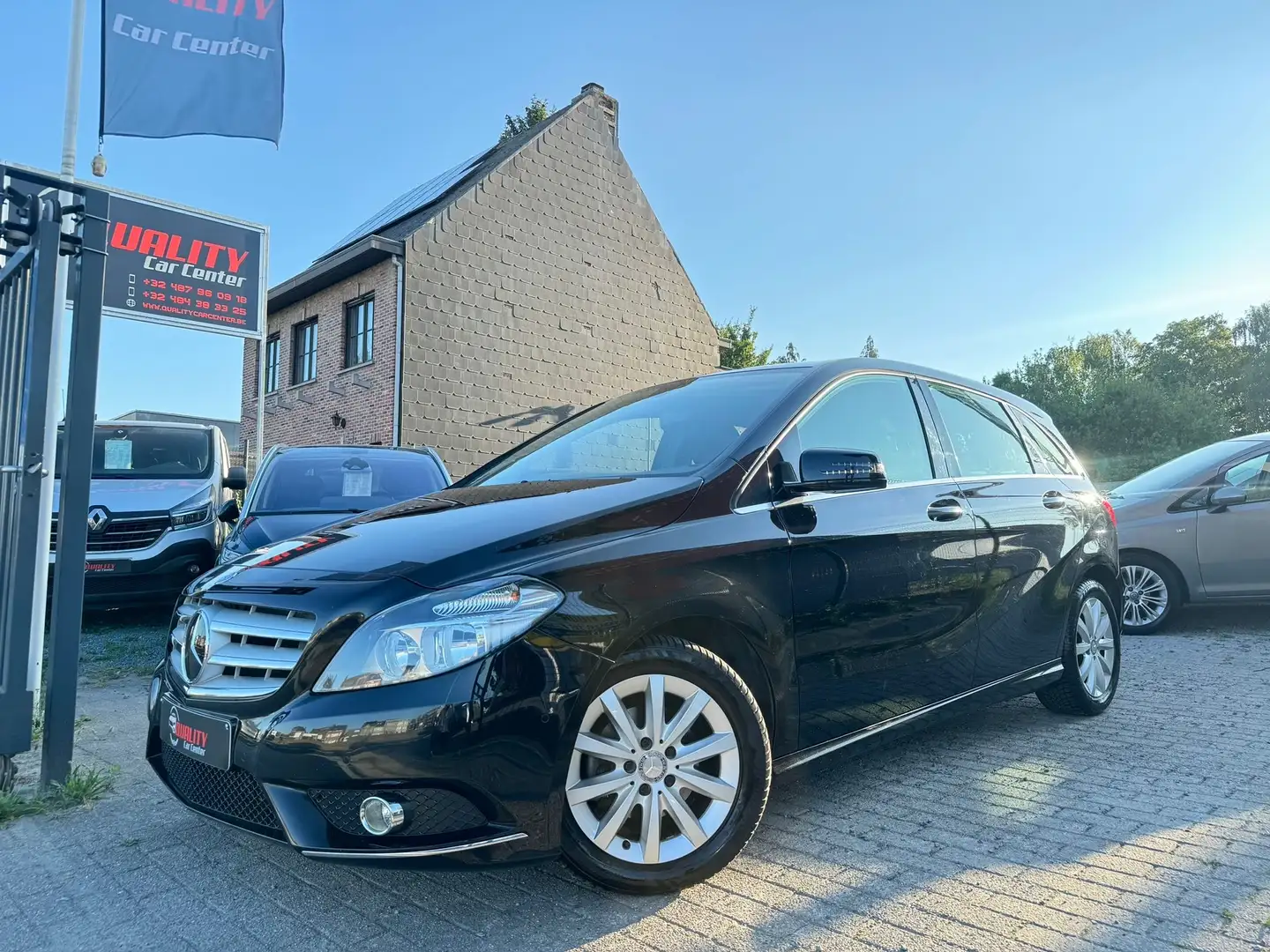 Mercedes-Benz B 180 62000 km  AUTOMAAT  GARANTIE Zwart - 1