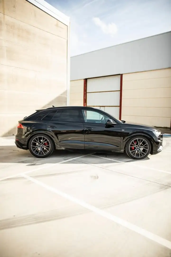 Audi Q8 50 TDI Black line quattro tiptronic Schwarz - 2