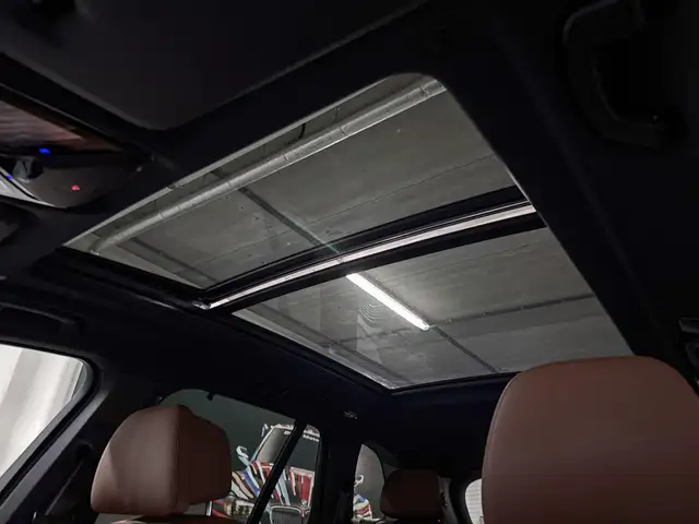BMW X5 view 10