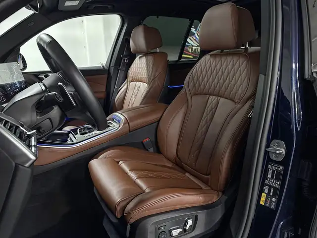 BMW X5 view 9
