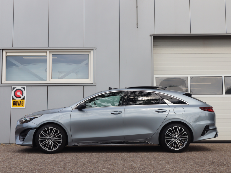 Kia ProCeed / pro_cee'd 1.5 T-GDi GT-PlusLine / Pano / JBL / Half Leder / — photo 3