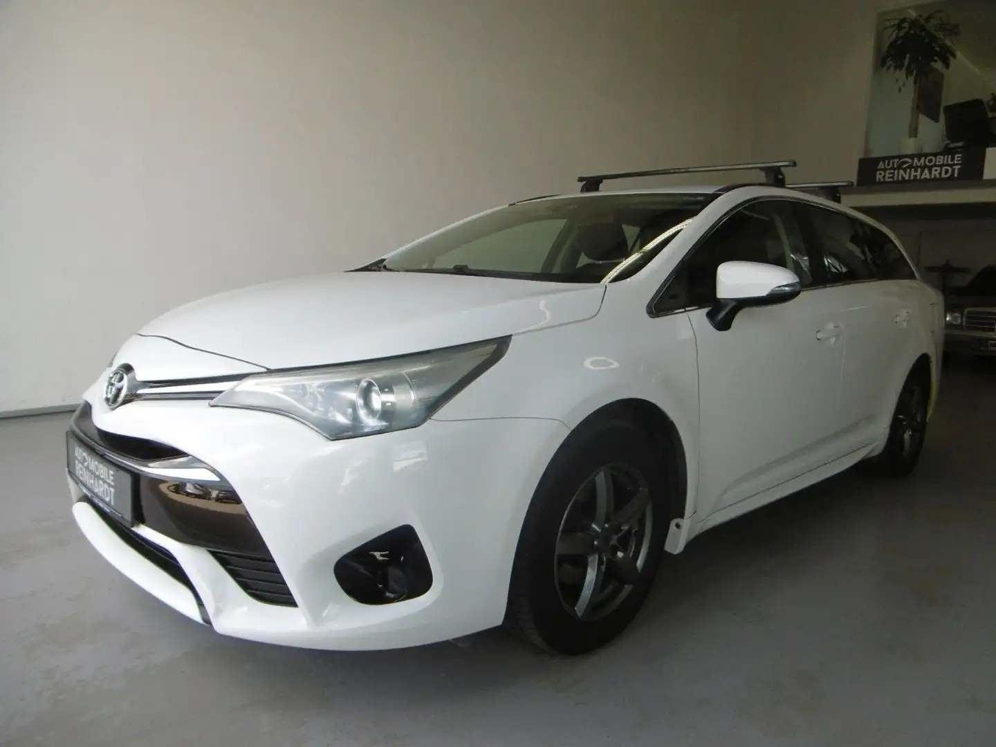 Toyota Avensis 1.6 16V Touring Sports ***KLIMA+8xALU*** Blanco - 1