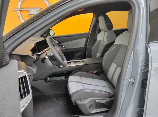 Opel Grandland view 12