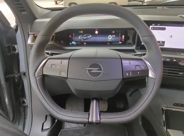 Opel Grandland view 15
