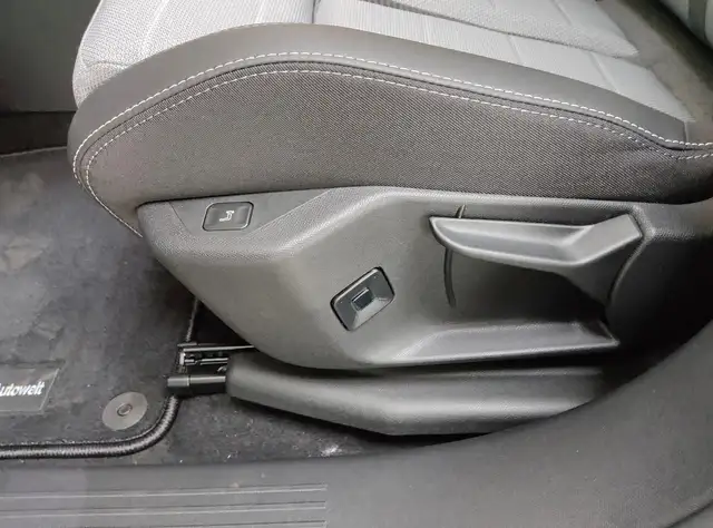 Opel Grandland view 13