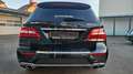 Mercedes-Benz ML 63 AMG 557PS 4Matic*Sommer+Garagen-Fzg.*durchgewartet*3t Fekete - thumbnail 7