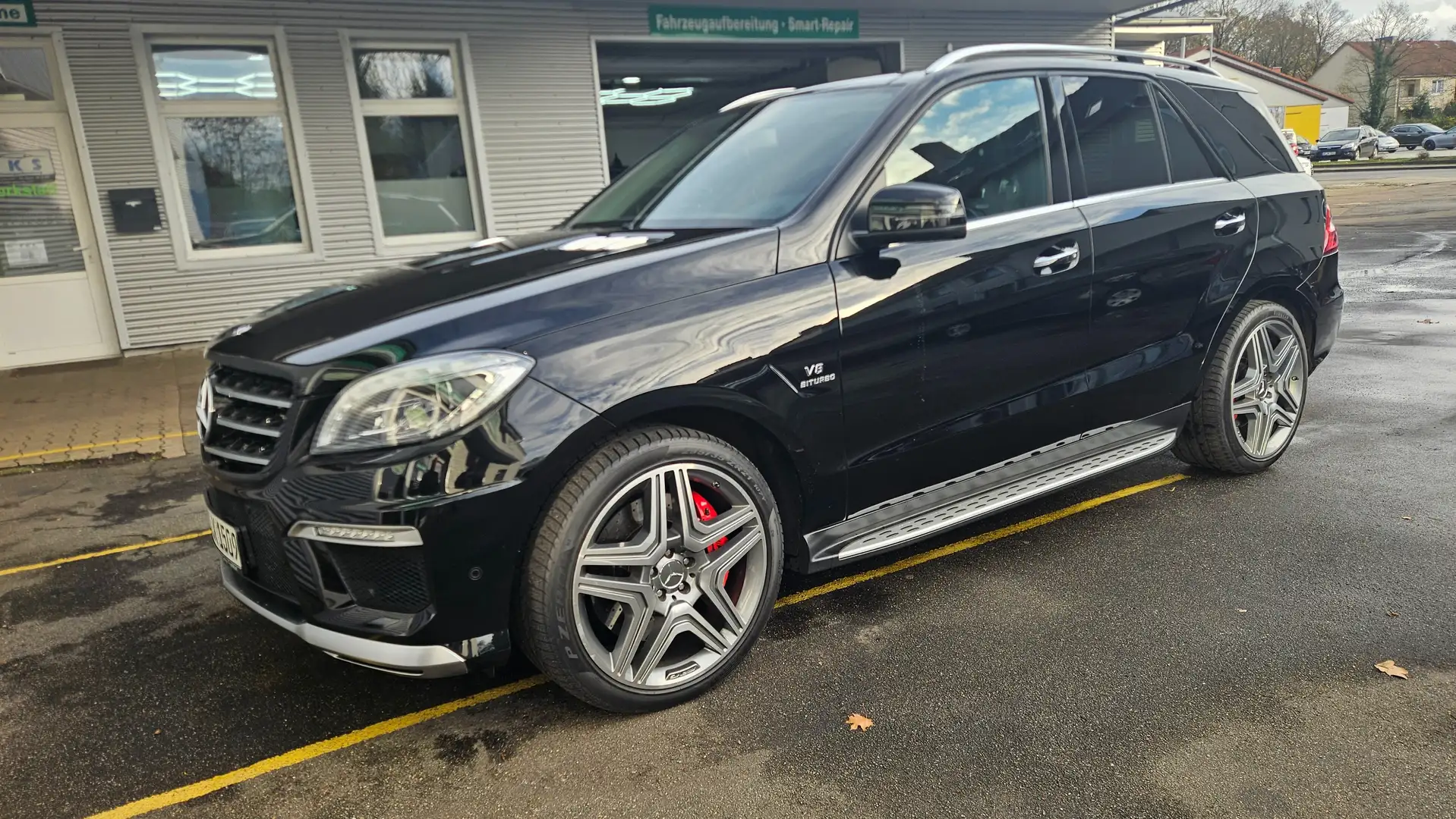 Mercedes-Benz GLE 63 AMG 4Matic*Individual Sondermodell + durchgewartet Schwarz - 1