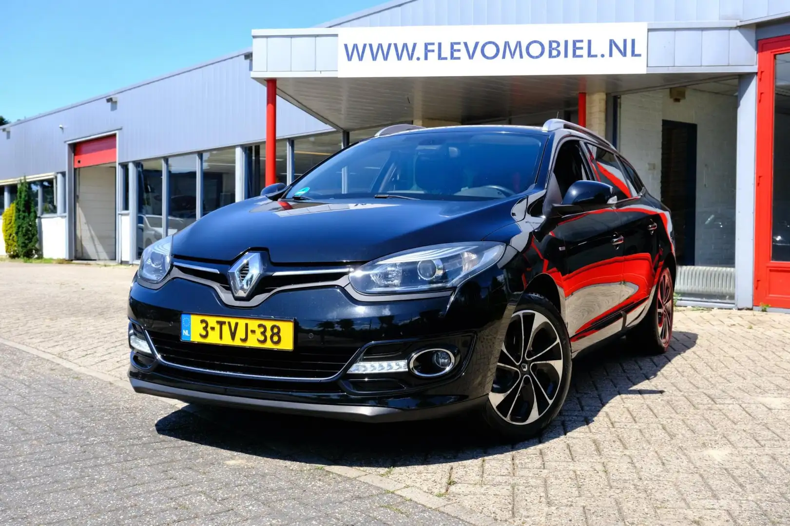 Renault Megane Estate 1.2 TCe Bose Navi|Clima|Cam|Half Leder|LMV Zwart - 1