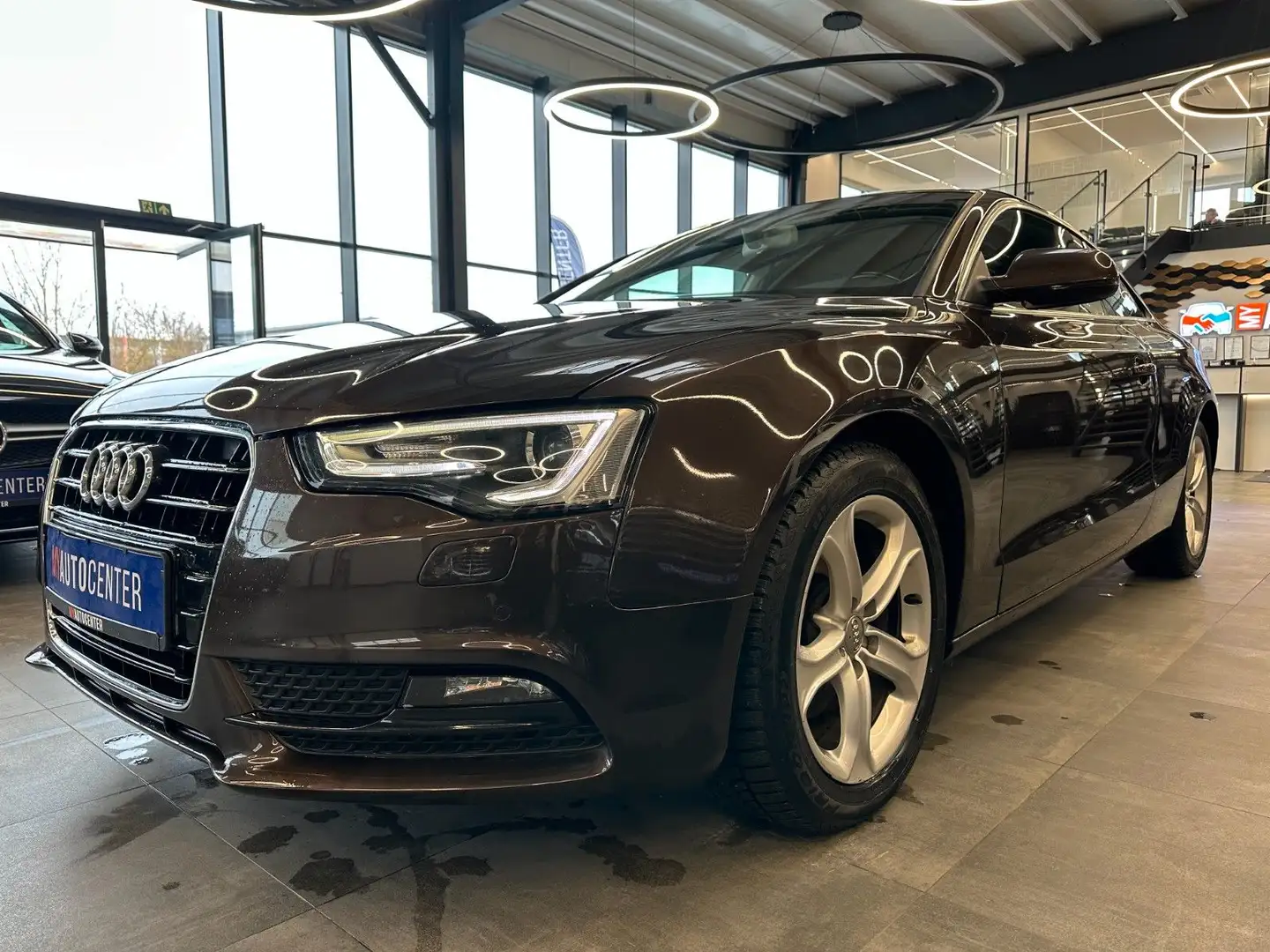 Audi A5 Coupe 1.8 TFSI *AHK*Klima*Navi*Bi-Xenon*PDC* Braun - 2