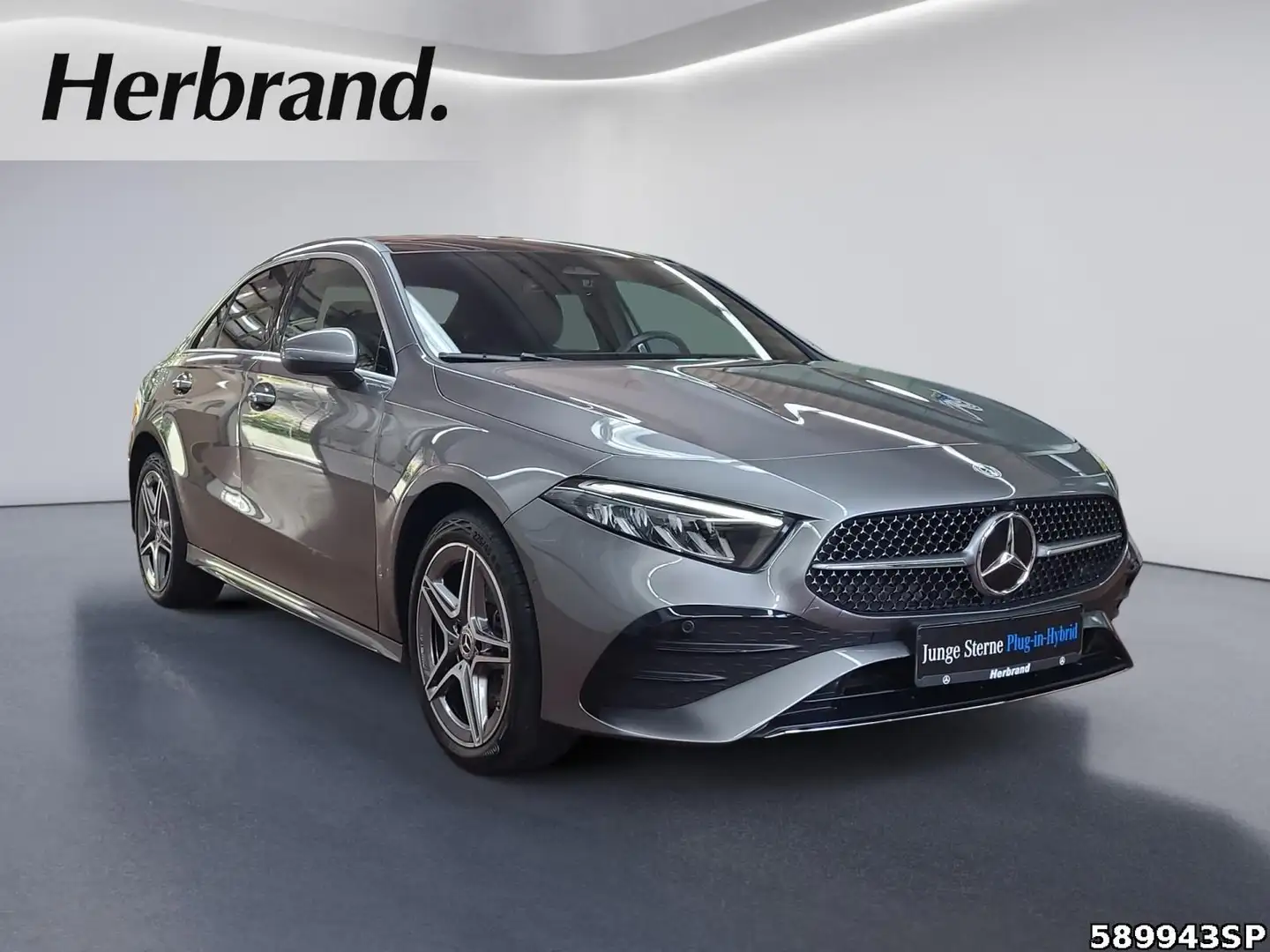 Mercedes-Benz A 250 AMG Limousine Pano LED 18Zoll Kamera Grau - 2