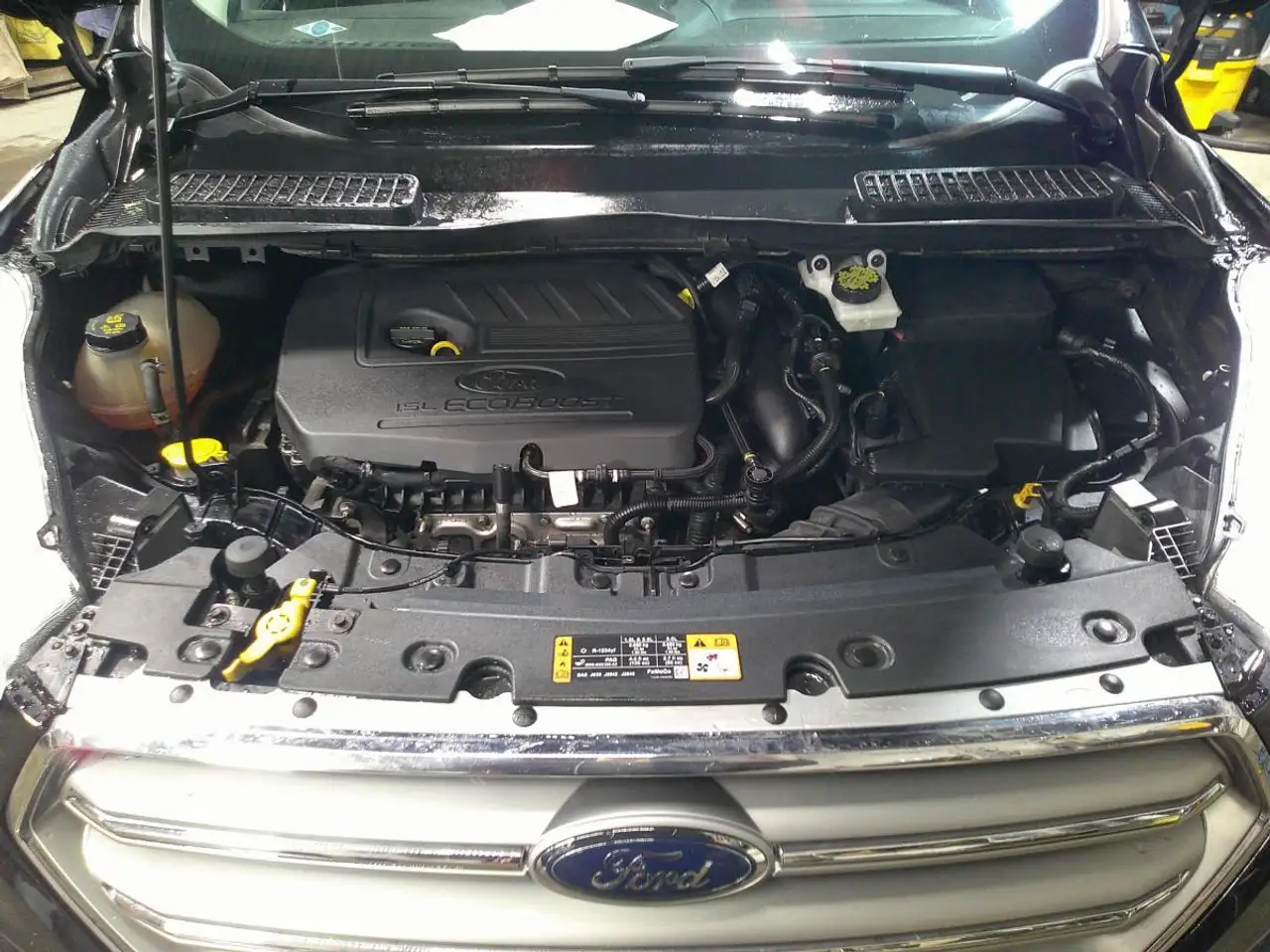 Ford Escape снимка Ford Escape